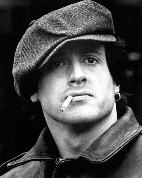 Sylvester Stallone a cigaretta a szájban viselt sapka, a Rocky 3 5x7 hüvelyk fotó