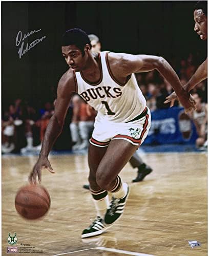 Oscar Robertson Milwaukee Bucks Dedikált 16 x 20 Csöpögő Fénykép - Dedikált NBA-Fotók